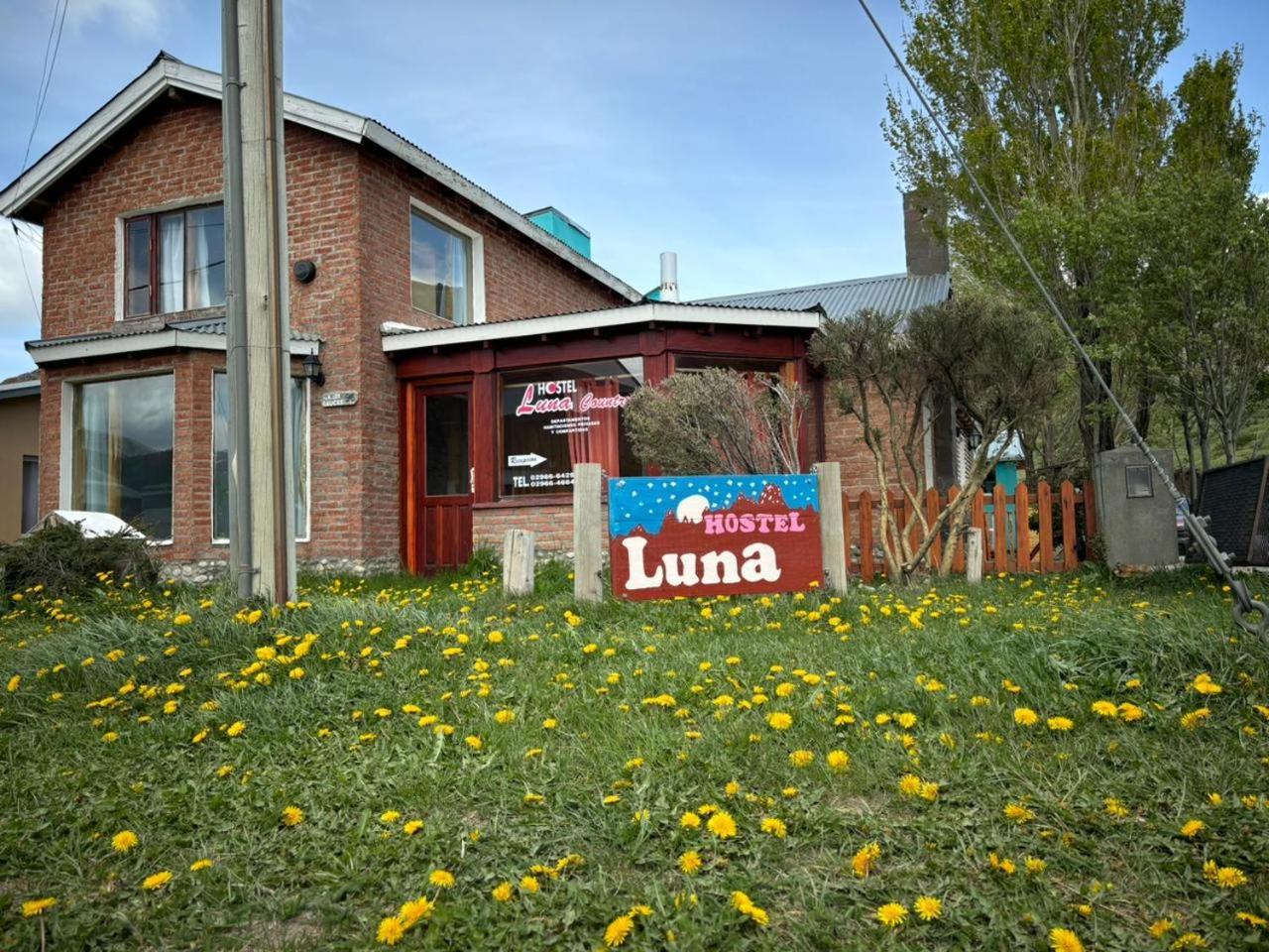 Hostel Luna Country El Chalten Exterior photo